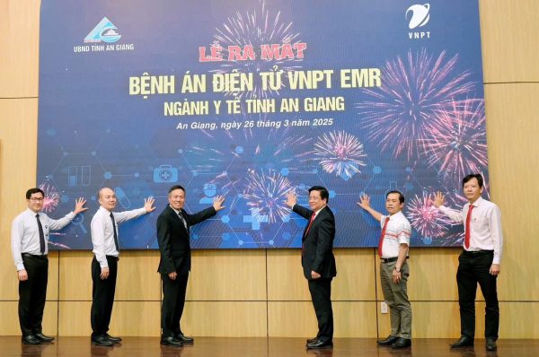 Tập đoàn VNPT và UBND Tỉnh An Giang ký kết thỏa thuận hợp tác Chuyển đổi số giai đoạn 2025-2030
