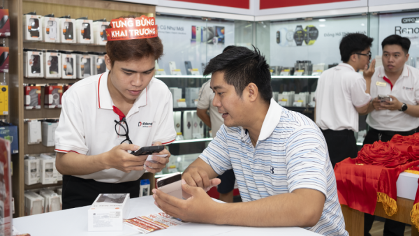 Khai trương trung tâm mua sắm công nghệ, Di Động Việt chính thức triển khai gói sản phẩm trả góp độc quyền