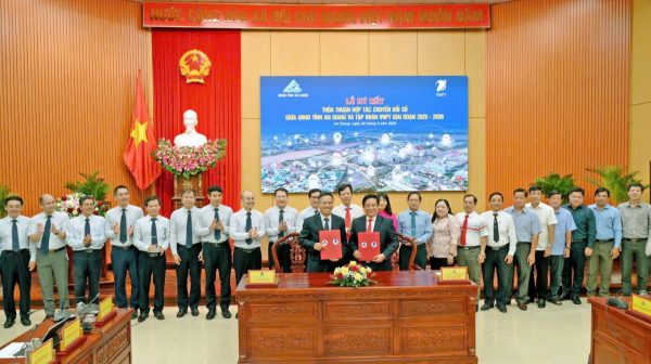 Tập đoàn VNPT và UBND Tỉnh An Giang ký kết thỏa thuận hợp tác Chuyển đổi số giai đoạn 2025-2030
