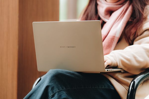 ASUS ra mắt bộ đôi laptop AI chuẩn Copilot+ PC: Zenbook A14 và Zenbook 14