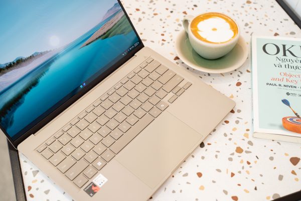 ASUS ra mắt bộ đôi laptop AI chuẩn Copilot+ PC: Zenbook A14 và Zenbook 14