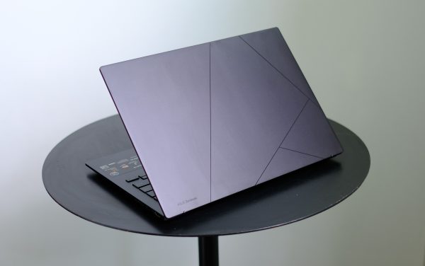 ASUS ra mắt bộ đôi laptop AI chuẩn Copilot+ PC: Zenbook A14 và Zenbook 14