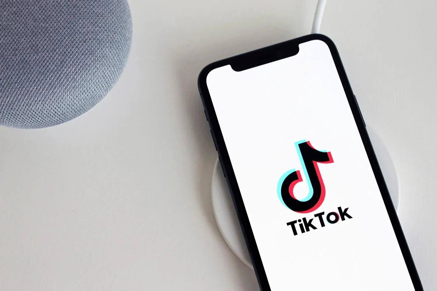 TikTok sẽ giúp trẻ em dễ ngủ hơn để ngừng cuộn mạnh vô tận