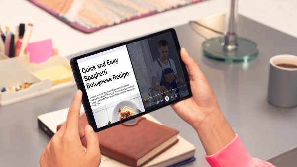 Lenovo ra mat may tinh bang Lenovo Tab One