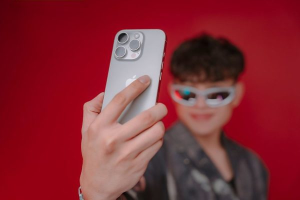 Đồ công nghệ cũ “lên ngôi”, người dùng thả sức trải nghiệm sản phẩm tốt, giá tiết kiệm