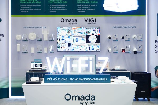 TP-Link giới thiệu Giải pháp Mạng - Giám sát hợp nhất Omada Central và loạt thiết bị Wi-Fi 7 chính hãng đầu tiên tại ICTComm 2025