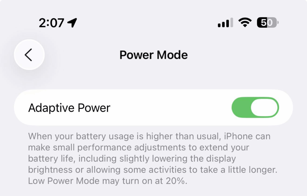 Tính năng Adaptive Power kéo dài thời lượng pin trên iOS 26