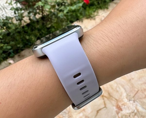 HUAWEI Watch Fit 4: Nhẹ tênh khi đeo, mạnh mẽ khi dùng