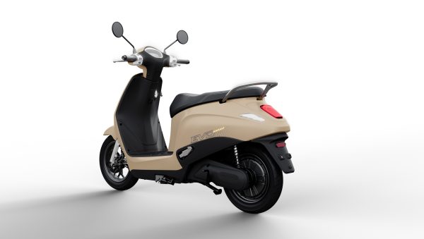 VinFast ra mắt xe máy điện Evo Grand với 2 pin có thể tháo rời, đi được tới 262 km/lần sạc