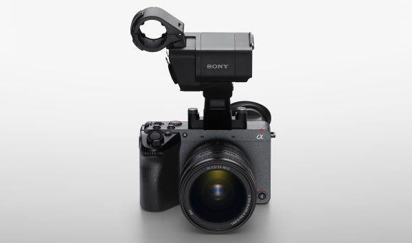 Sony FX2: Máy quay nhỏ gọn, công nghệ tiên tiến