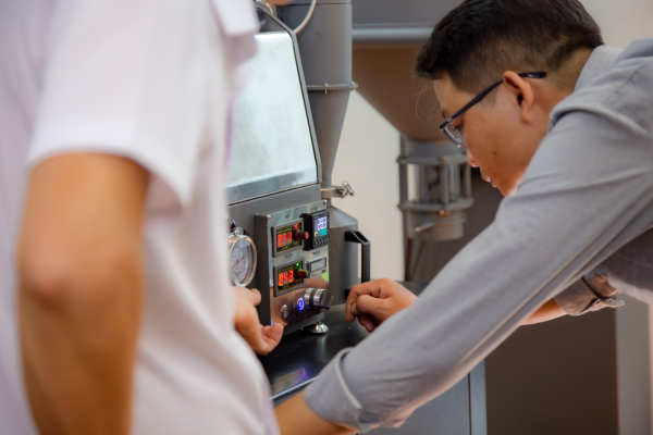 Ra mắt MARS V5, máy rang cà phê tích hợp AI “made in Vietnam”, bước đột phá trong ngành rang cà phê