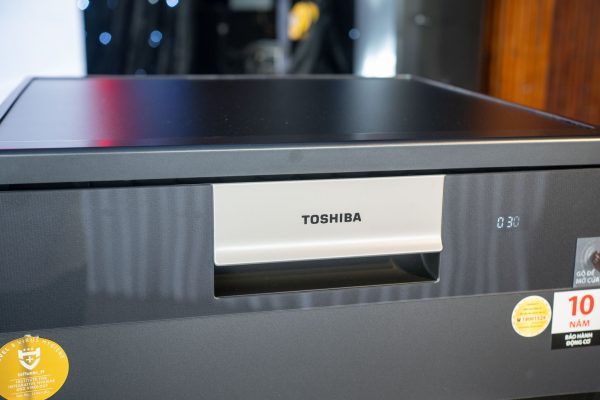 Toshiba lần đầu tiên ra mắt ba dòng máy rửa chén tại Việt Nam, giá từ 14.99 triệu đồng