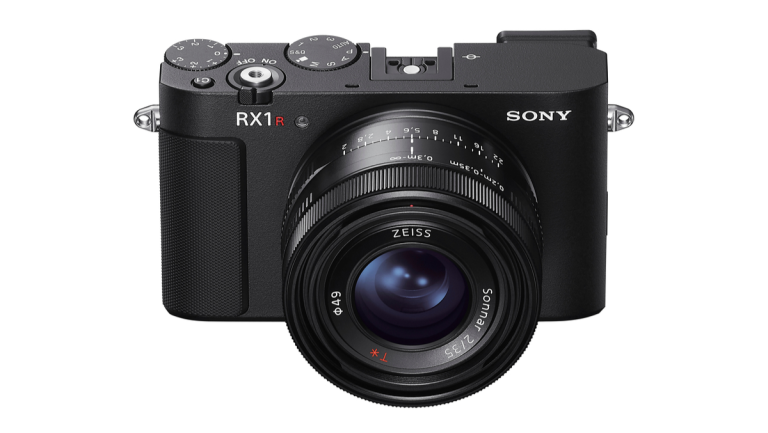 Sony ra mắt máy ảnh compact RX1R III với cảm biến full-frame 61MP và bộ xử lý AI