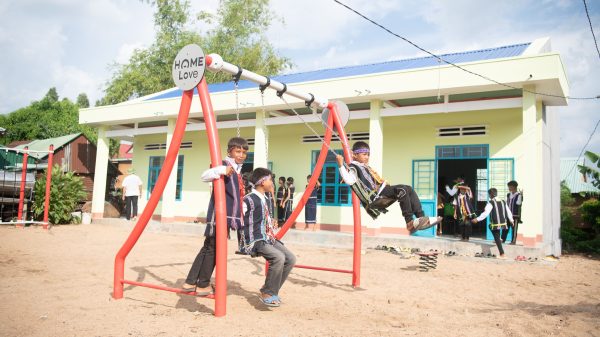 Mùa tựu trường sẵn sàng tài chính cùng Home Credit Việt Nam Mùa tựu trường sẵn sàng tài chính cùng Home Credit Việt Nam