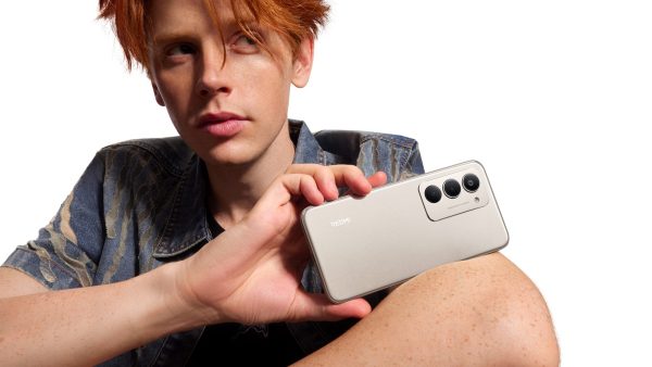 Redmi 15 chính thức ra mắt: Pin Silicon-Carbon 7000mAh, màn hình lớn 6,9 inch, giá từ 4,79 triệu đồng