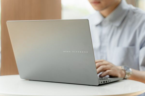 ASUS sẵn sàng cho mùa tựu trường 2025 với loạt laptop AI mỏng nhẹ, hiệu năng cao