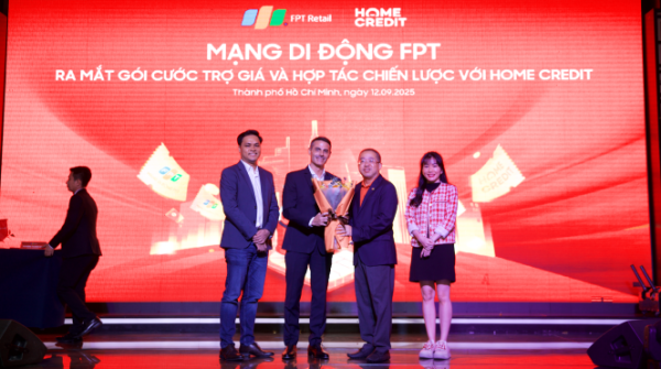 Mạng di động FPT giới thiệu gói cước trợ giá thiết bị, hợp tác Home Credit triển khai trả góp 0% lãi suất