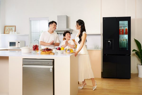 LG Electronics Việt Nam kỷ niệm 30 năm đồng hành và nâng tầm cuộc sống người Việt LG Electronics Việt Nam kỷ niệm 30 năm đồng hành và nâng tầm cuộc sống người Việt