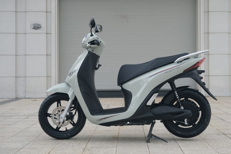 VinFast ra mắt 3 mẫu xe máy điện 2 pin