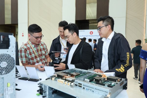 ASUS ra mắt Expert Series: Giải pháp máy tính bền bỉ cho doanh nghiệp Việt trong kỷ nguyên AI