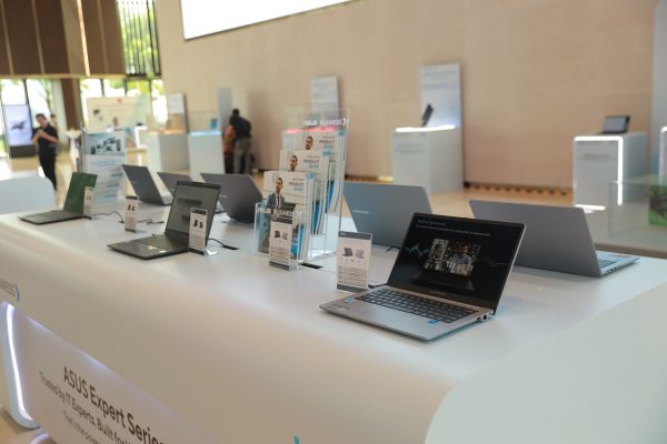 ASUS ra mắt Expert Series: Giải pháp máy tính bền bỉ cho doanh nghiệp Việt trong kỷ nguyên AI