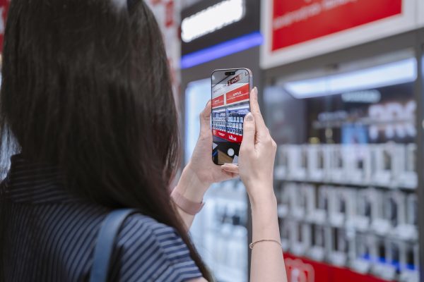 iPhone mới chính thức ra mắt toàn cầu, Di Động Việt sẵn sàng hệ thống đăng ký quan tâm sớm
