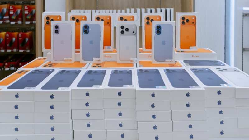 iPhone 17 Pro Max chiếm đa số lựa chọn trong ngày mở bán