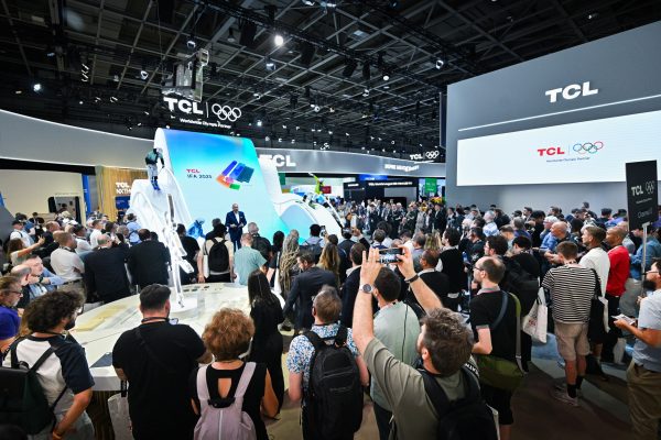 TCL trình diễn công nghệ hiển thị mới nhất và các sáng tạo AI tại IFA 2025