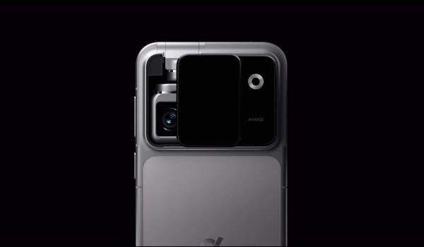 HONOR gây sốc với Robot Phone: Điện thoại có cảm xúc, biết tương tác như người bạn đồng hành