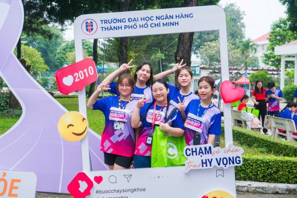 NAPAS, Mastercard và Payoo trao tặng gói tầm soát ung thư và xét nghiệm HPV cho phụ nữ yếu thế 