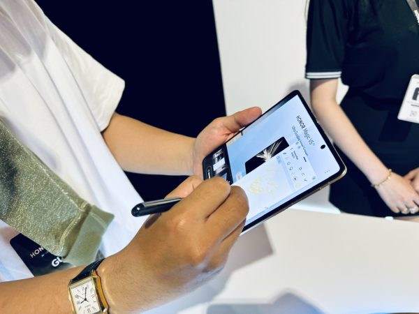 HONOR Magic V5 - Smartphone gập siêu mỏng, siêu bền, AI toàn diện, pin khủng