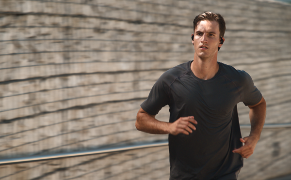 JBL Endurance Pace: Tai nghe thể thao đeo cổ tiện lợi, độ bền cao JBL Endurance Pace: Tai nghe thể thao đeo cổ tiện lợi, độ bền cao