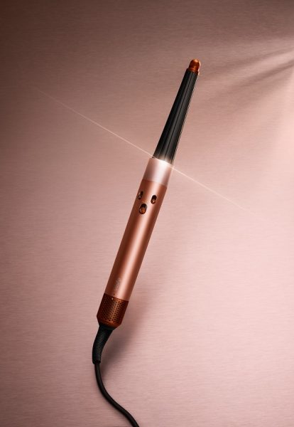 Dyson ra mắt phiên bản màu Amber Silk chào đón mùa lễ hội cuối năm Dyson ra mắt phiên bản màu Amber Silk chào đón mùa lễ hội cuối năm