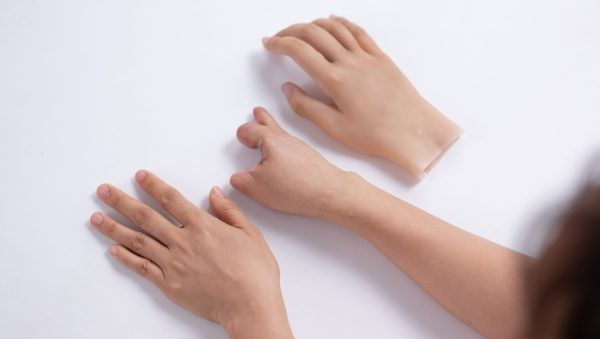 TVT Medial ra mắt dòng sản phẩm phục hình thẩm mỹ silicone thụ động "sản xuất tại Việt Nam"