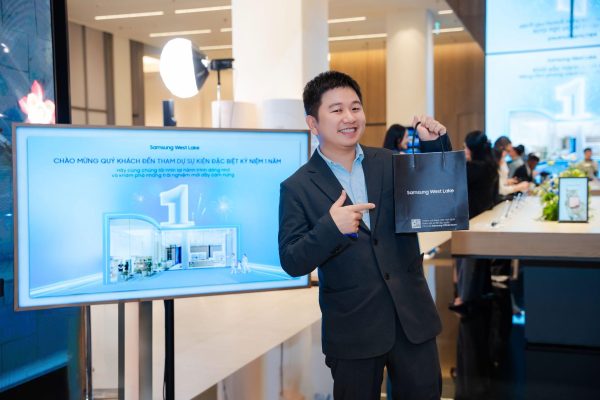 Samsung West Lake tròn một tuổi, nhiều ưu đãi đặc biệt dành cho người dùng Samsung West Lake tròn một tuổi, nhiều ưu đãi đặc biệt dành cho người dùng