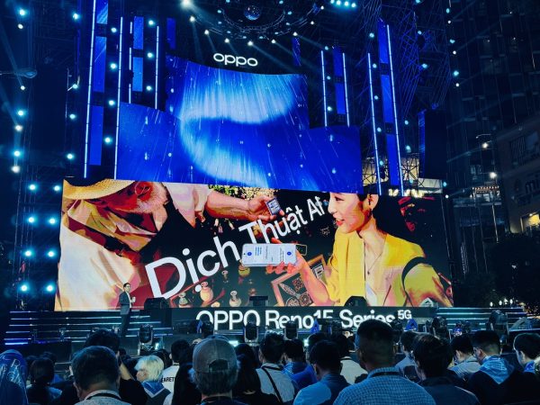 OPPO Reno15 Series ra mắt tại Việt Nam với concert Mưa Sao Băng đầy ấn tượng