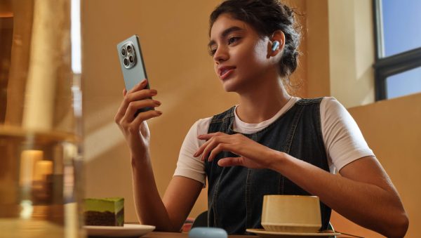 Xiaomi mở rộng hệ sinh thái AIoT tại Việt Nam với tai nghe, kính thông minh và máy lọc không khí