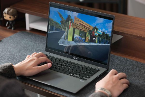 Đánh giá ASUS Zenbook 14 (UM3406GA) và ASUS Vivobook S14 (M3407GA): Bộ đôi laptop Ryzen AI 400 Series đầu tiên tại Việt Nam, mỏng nhẹ, pin lâu Đánh giá ASUS Zenbook 14 (UM3406GA) và ASUS Vivobook S14 (M3407GA): Bộ đôi laptop Ryzen AI 400 Series đầu tiên tại Việt Nam, mỏng nhẹ, pin lâu