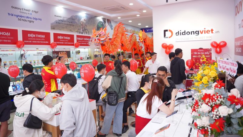 Di Động Việt khai trương trung tâm mua sắm công nghệ mới tại Trần Não, TP.HCM