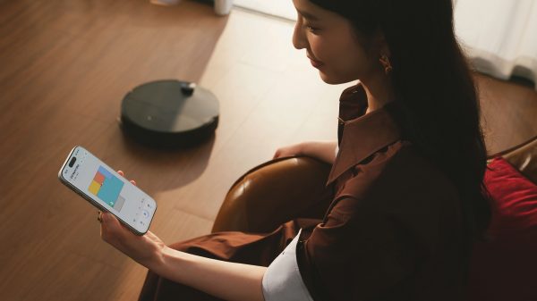 Roborock ra mắt bộ đôi robot hút bụi cao cấp Roborock Saros 20 Sonic và Roborock Saros 20 Roborock ra mắt bộ đôi robot hút bụi cao cấp Roborock Saros 20 Sonic và Roborock Saros 20