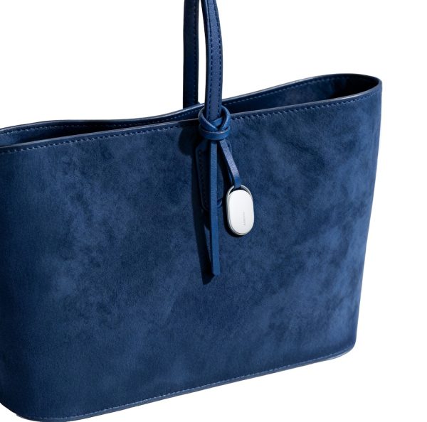 Xiaomi giới thiệu loạt thiết bị đeo và TV Mini LED mới