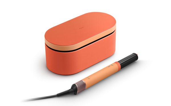 Dyson ra mắt phiên bản màu Ceramic Apricot và Topaz mới dành cho mùa hè Dyson ra mắt phiên bản màu Ceramic Apricot và Topaz mới dành cho mùa hè