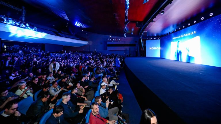 Nóng tại MWC 2026: HONOR bắt tay ARRI nâng tầm trải nghiệm nhiếp ảnh trên smartphone