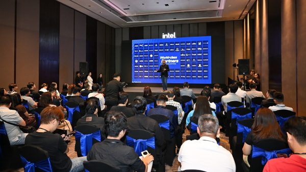 Laptop trang bị Intel® Core™ Ultra Series 3 chính thức ra mắt tại Việt Nam