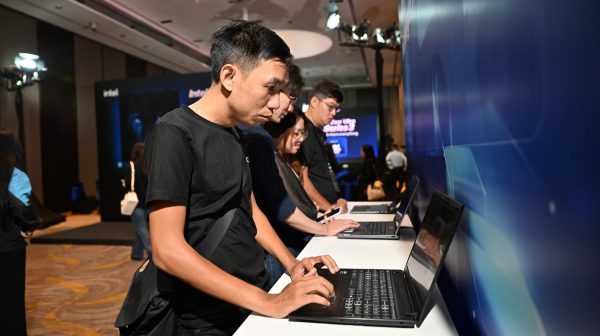 Laptop trang bị Intel® Core™ Ultra Series 3 chính thức ra mắt tại Việt Nam