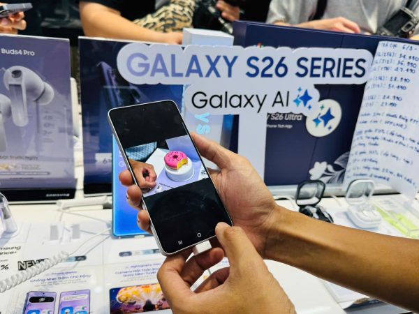 FPT Shop mở bán Samsung Galaxy S26 series: Check-in trải nghiệm Galaxy AI, bốc thăm trúng Galaxy Watch 8 FPT Shop mở bán Samsung Galaxy S26 series: Check-in trải nghiệm Galaxy AI, bốc thăm trúng Galaxy Watch 8