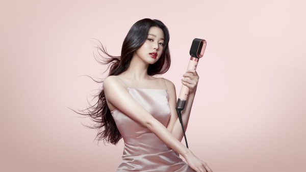 Dyson công bố Park Bo Gum và Jang Won Young trở thành Đại sứ Thương hiệu khu vực châu Á - Thái Bình Dương