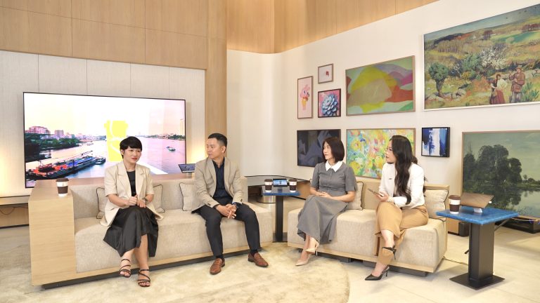 Samsung phối hợp Bộ Y tế và HTV livestream chia sẻ tầm nhìn ứng dụng AI kiến tạo nền tảng sống khỏe