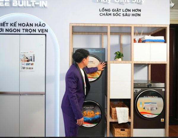 TCL giới thiệu loạt TV Mini LED cùng hệ sinh thái thiết bị thông minh 2026