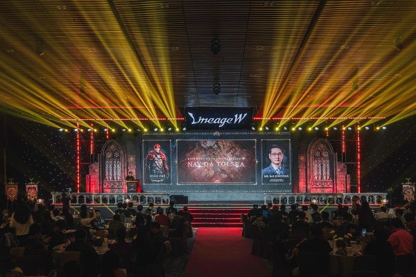 Lineage W được giới thiệu đầy ấn tượng tại showcase riêng, công bố ngày ra mắt chính thức